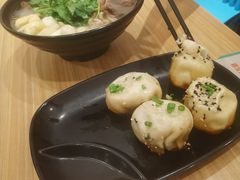 -小杨生煎(金山百联购物中心3楼店)
