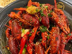 -肥肥虾庄·金牌油焖大虾(东湖欢乐谷店)