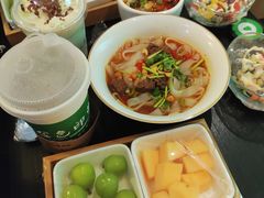 -金色印象·4k影院式足体养生(龙腾路店)