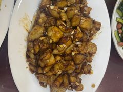 -巷子深菜馆·津门肘子(滨海店)