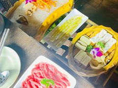 -滇釜火锅·能喝汤的火锅(车公庄店)