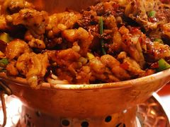 二哥芋儿蛙-炉小二铜锅牛蛙•川湘菜(三里屯店)