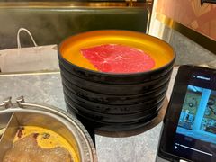 -牛YO寿喜烧·铁板烧和牛火锅自助(市府恒隆店)