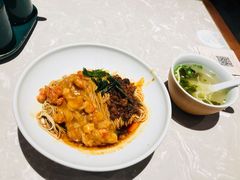 蒜蓉小龙虾拌面-松鹤面馆·古法焖肉面(观前店)