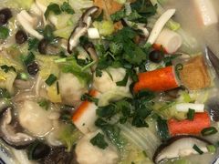 -闯关东东北农家菜(崂山石老人店)