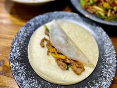 酸笋炒牛肉卷饼-云上千禾(水上店)