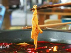 -黄潇洒老火锅(九眼桥宏济巷店)