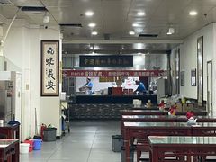 -牛一嘴·兰州牛肉面·大盘鸡(财富中心店)