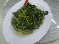-新峰肉骨茶(总店)