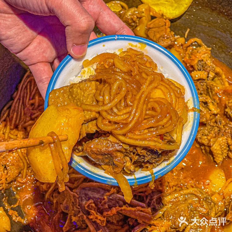 这家东北铁锅炖的味道真的绝了