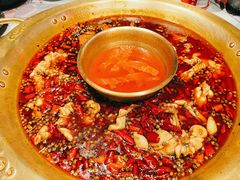牛蛙送锅底-哥老官重庆美蛙鱼头(虹口龙之梦店)