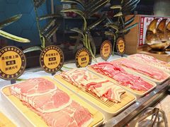 -锤头鲨毛肚海鲜烤肉自助餐厅(国购广场店)