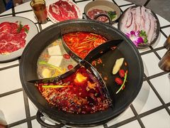 -朱光玉火锅馆(小寨原力场店)