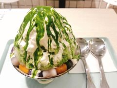 抹茶冰沙-王守财小山園