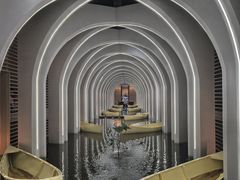 -涨巢·潮玩水疗局