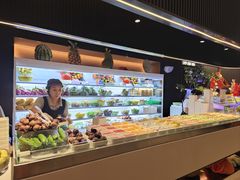 -涨巢·潮玩水疗局