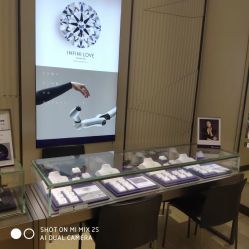 -周生生Chow Sang Sang(东方店)