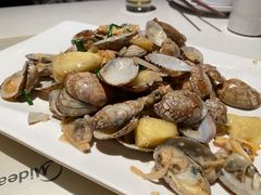 葱姜炒花蛤-肥仔文澳门猪骨煲(南京西路店)