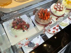 -花花卷卷·鲜食蛋糕(静安久光百货店)