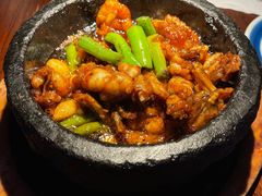 石锅杭椒牛蛙-桂满陇天书(南京德基旗舰店)