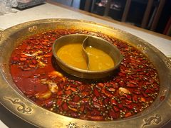 -哥老官重庆美蛙鱼头(西湖银泰十一哥店)