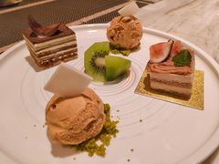 臻选阿米奇甜点-郑州希尔顿酒店·阿米奇意大利餐厅