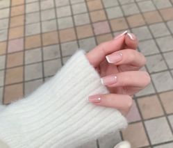 -悦指间美甲美睫