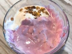 紫薯泥谷物酸奶-the rug 飞毯 (朝阳公园店)