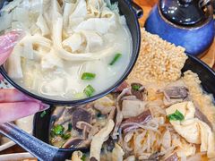 -鸭小妹鸭血粉丝(老门东店)