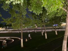 -南京眼步行桥