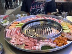 -哈哈碳都·牛肋条无限自助烤肉(台江万达店)