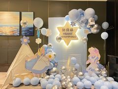 -金汇四季广场