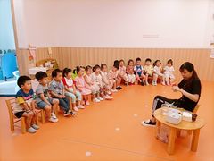 -小门牙好性格托育(北外滩中心)