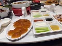 -皇城根·鲁菜济南菜·吊炉烤鸭·炒鸡鱼头(济南旗舰店)