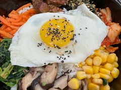 招牌牛肉石锅拌饭-米村拌饭(银泰中心店)