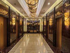 -上海新锦江大酒店