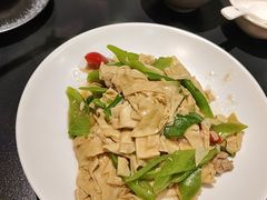 -红东阁东北菜烤肉酒馆(CROSS万象汇店)