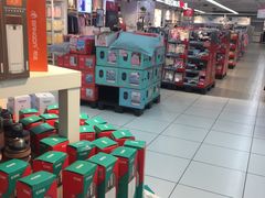 -家乐福(古北店)