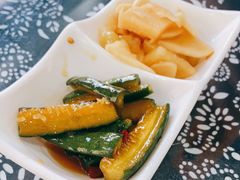 -八两八金·莱芜特色炒鸡(市南漳浦路店)