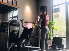 -享受健身·美体塑形馆
