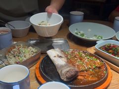 -蜜桃餐厅·伴山(湖滨商业街店)