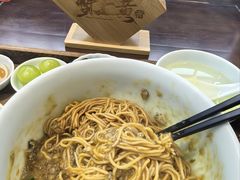 -蟹上黄·蟹黄面·江南糖水(人民广场店)