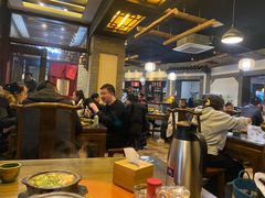 大堂-王明古法砂锅居(开化寺店)