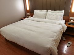 -全季酒店(上海火车站天目西路店)