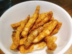 餐前小食油炸植物根-中8楼风尚云南菜(颐堤港店)