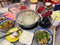 -官塘陈记鱼生·潮汕砂锅粥·牛肉火锅(潮枫路总店)