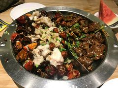 -小鱼小牛·鱼牛干锅·脆鱼火锅(世欧广场店)