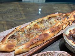 土耳其牛肉奶酪披萨-梅夫娜土耳其餐厅.清真HALAL