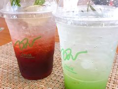 -Chom Cafe and Restaurant