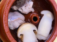 松茸汽锅鸡-蝴蝶泉宾馆-中餐厅